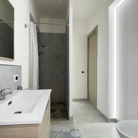 Ilizia - Intera Casa Al Mare Apartment *